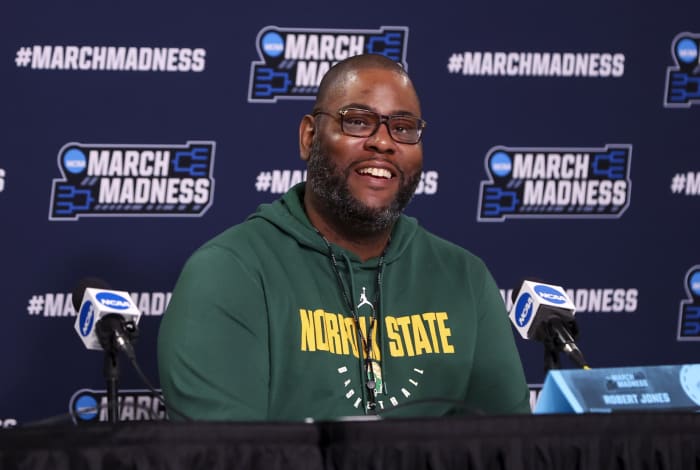 Coach Robert Jones